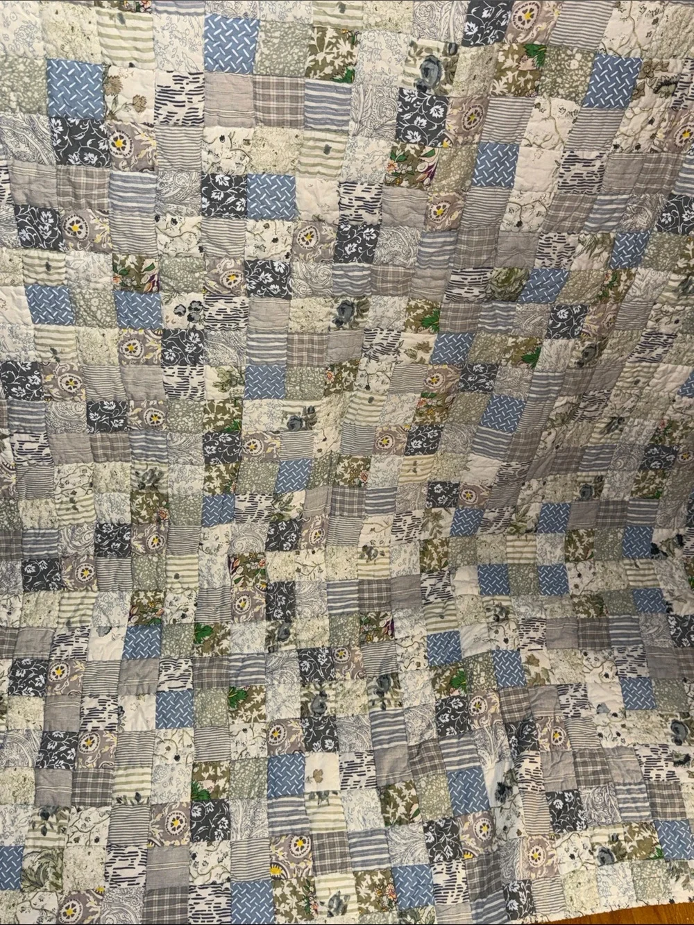 [EUC] GARNET HILL Postage Stamp Cotton Patchwork Quilt Twin Size